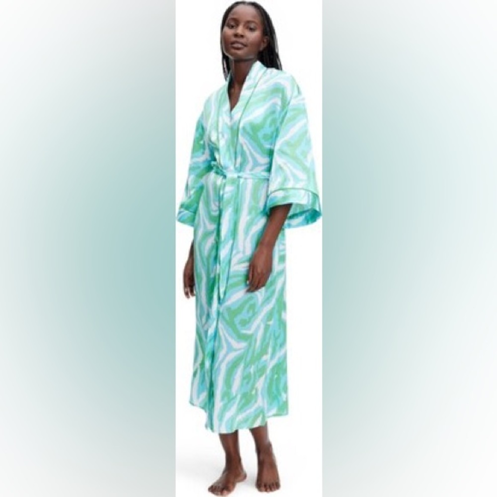 Elegant Green Patterned Women's Robe